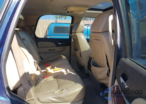 2007 Chevrolet Tahoe C1500 z USA, uszkodzony, nr VIN 1GNFC13057J134808